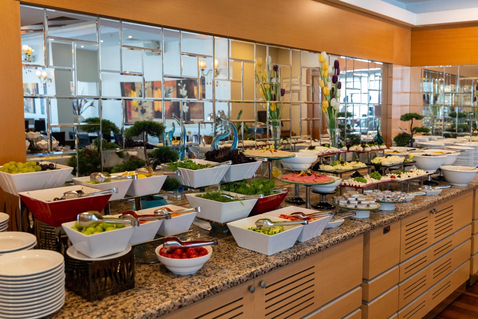 Ankara Plaza Hotel Екстериор снимка