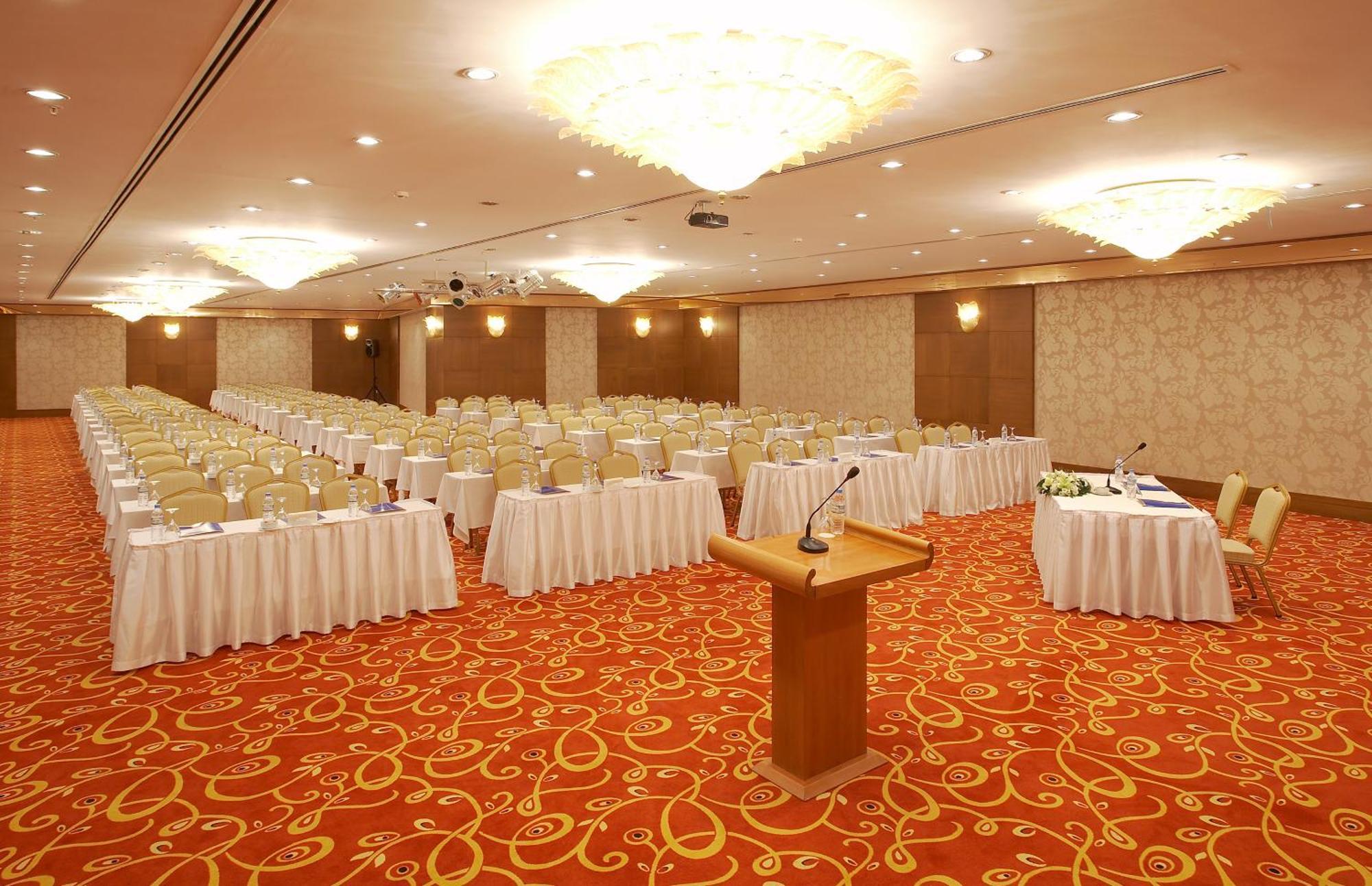 Ankara Plaza Hotel Екстериор снимка