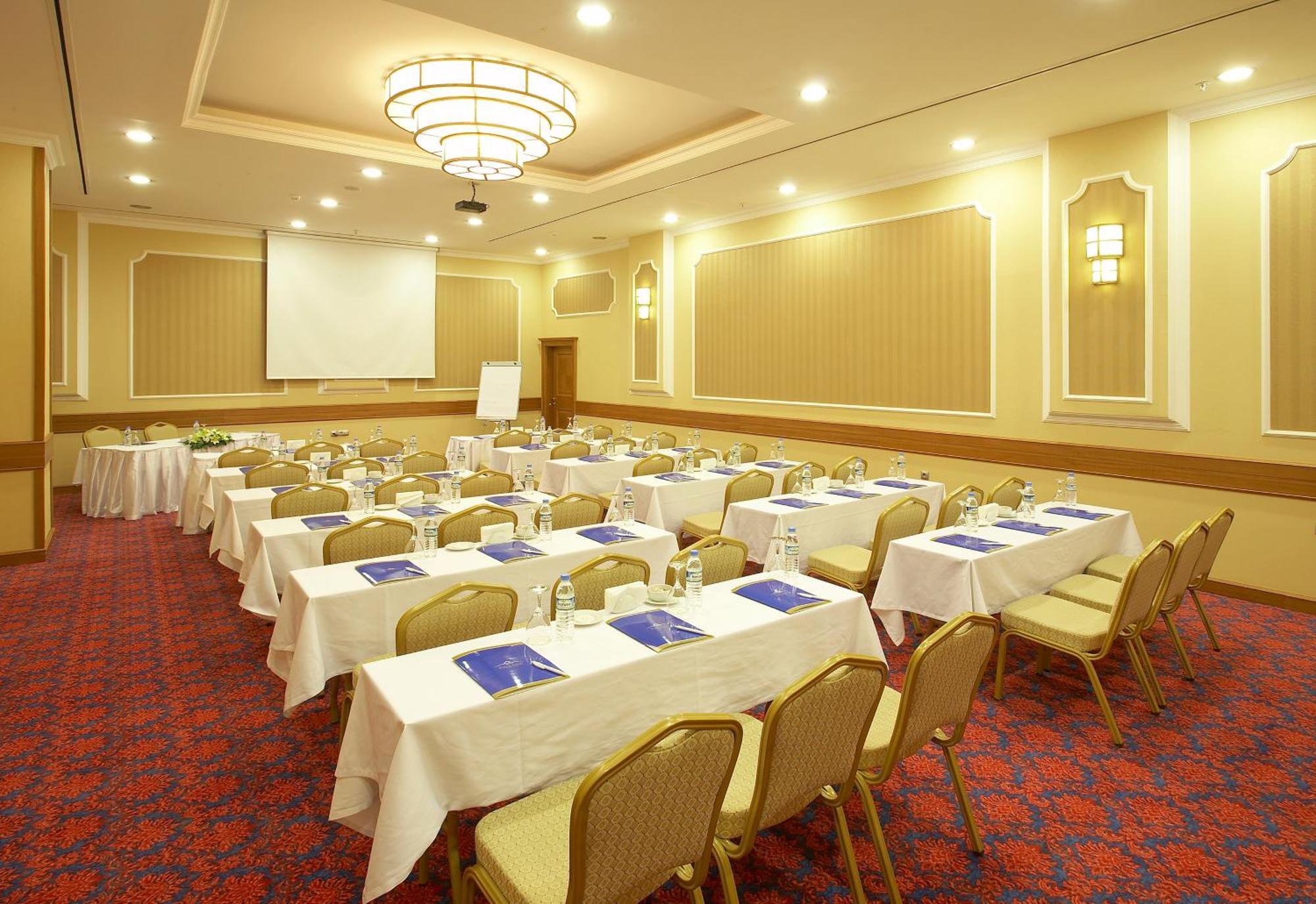 Ankara Plaza Hotel Екстериор снимка
