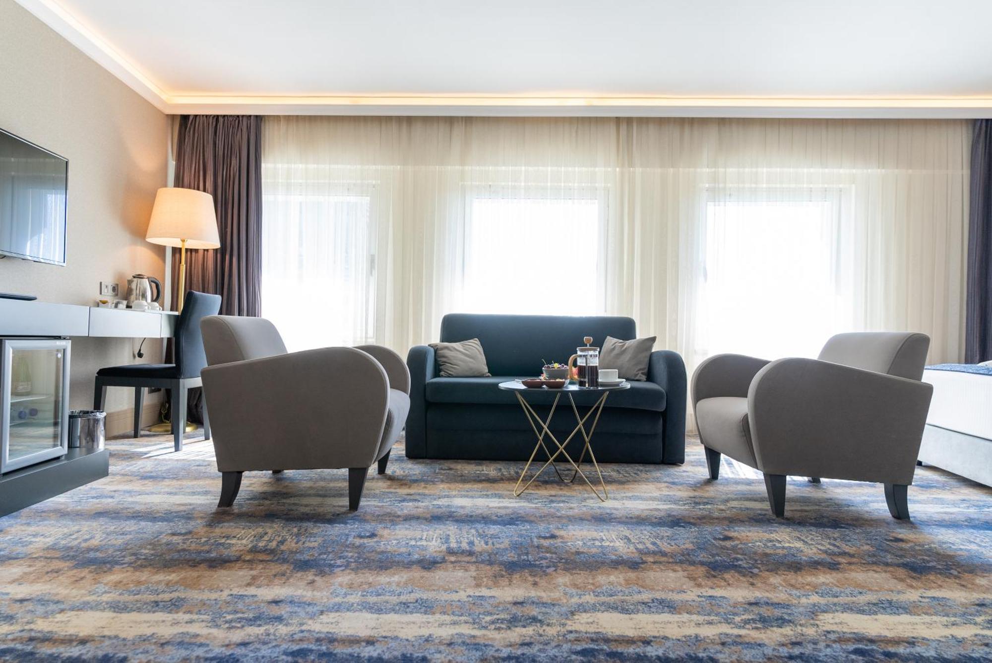 Ankara Plaza Hotel Екстериор снимка
